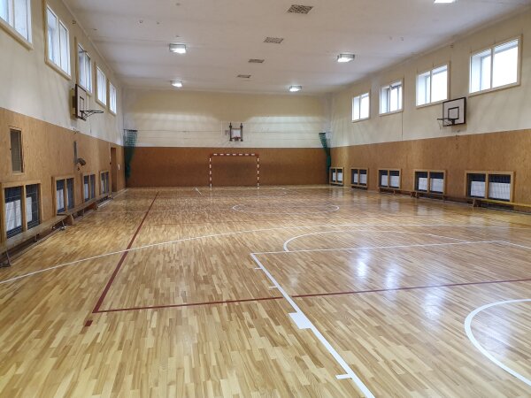 Sporto salė, Kauno Veršvų gimnazija (Mūšos g. 6)