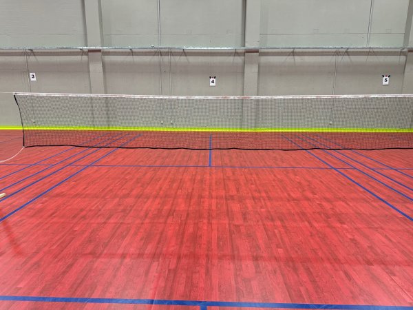 LEDO RŪMAI (BADMINTONO AIKŠTĖ NR. 4), Kovo 11-osios 26, Kauno sporto mokykla „Startas“