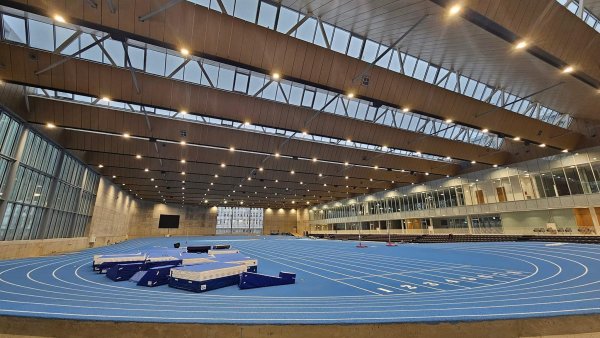 Lengvosios atletikos maniežas (Perkūno al. 5), Kauno sporto mokykla „Startas“
