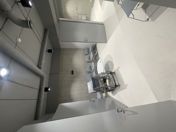 Lengvosios atletikos maniežas, dopingo kabinetas ir dopingo laukiamasis 2,  Perkūno.al. 5, Kauno...