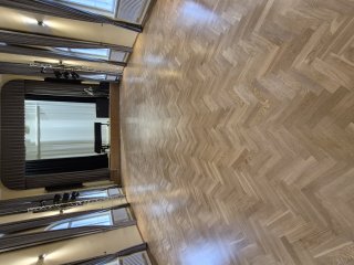 Aktų salė su scena (renginiams)  2-15 158,81 kv.m.