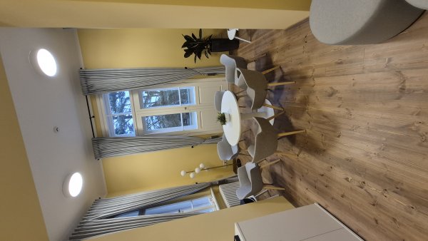 Kabinetas (2-1),  17,49 kv.m., Kauno Miko Petrausko scenos menų mokykla, Parodos g. 26