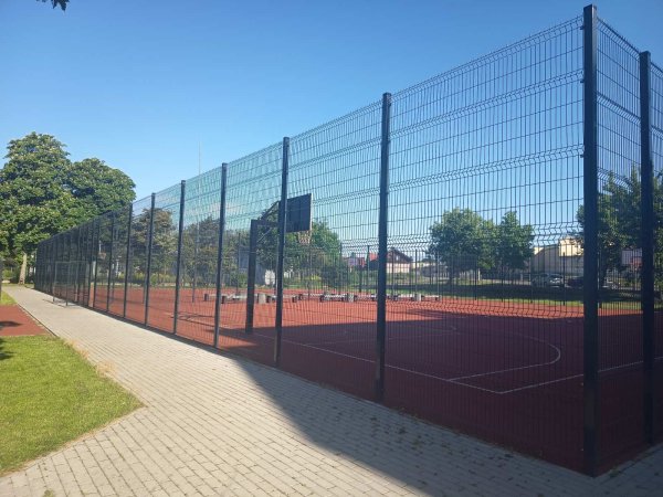 Krepšinio aikštelė b8 , Vytauto Didžiojo universiteto klasikinio ugdymo licėjus (Šančių...