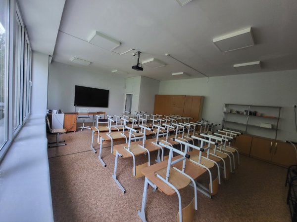 Klasė	2-8, Kauno “Paparčio” pradinė mokykla